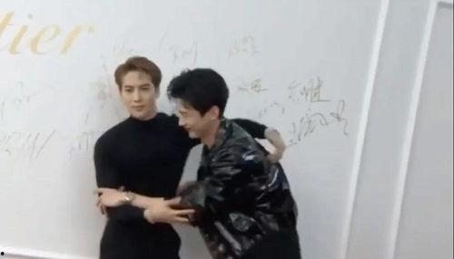 娱乐圈小娱吃瓜前线,揭秘明星幕后故事，独家爆料等你来探！